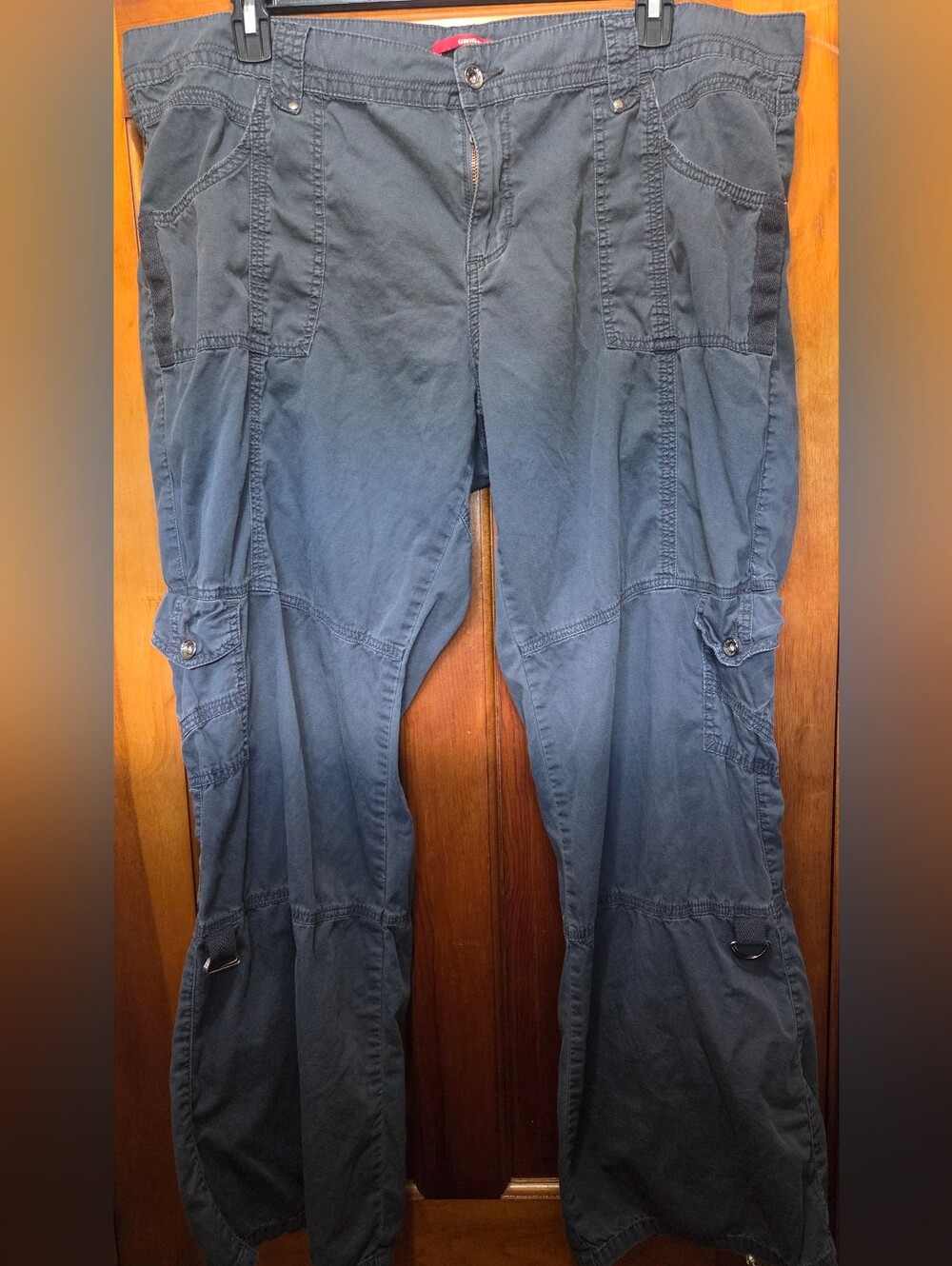 Unionbay Women's Size 20 Gray Convertible Cargo Pants Roll Up Utility 44 Waist